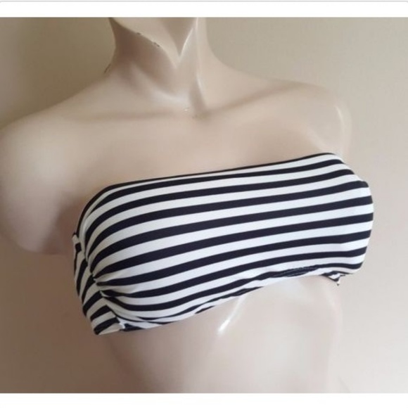 Victoria's Secret Other - Victoria's Secret Swim Bikini Top